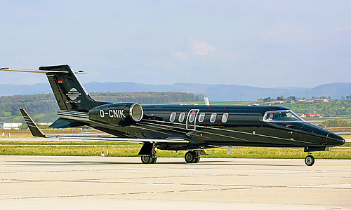 Bombardier Learjet 40